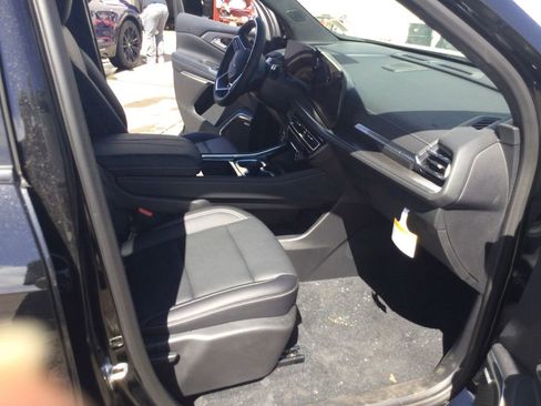 New 2025 Chevrolet Traverse LT w/ Enhanced Driving Package image 24