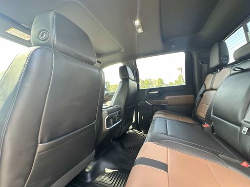 Certified 2022 Chevrolet Silverado 2500 High Country w/ Technology Package AWD/4WD image 19