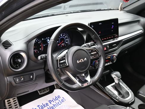 Used 2023 Kia Forte GT-Line image 31