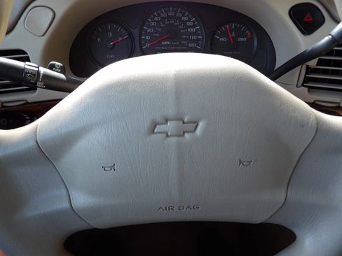 Used 2003 Chevrolet Impala image 32