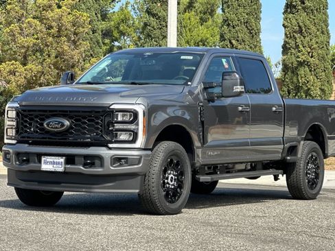 New 2026 Ford F250 Lariat w/ Black Appearance Package AWD/4WD image 8