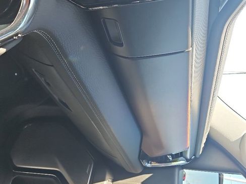 Used 2024 GMC Sierra 1500 Denali AWD/4WD image 36