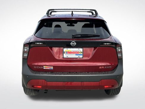 New 2026 Nissan Kicks SR w/ Cold Weather Package image 4