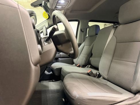 Used 2019 Chevrolet Silverado 1500 Custom w/ Custom Value Package AWD/4WD image 13