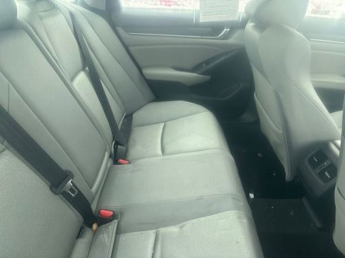 Used 2020 Honda Accord EX image 13