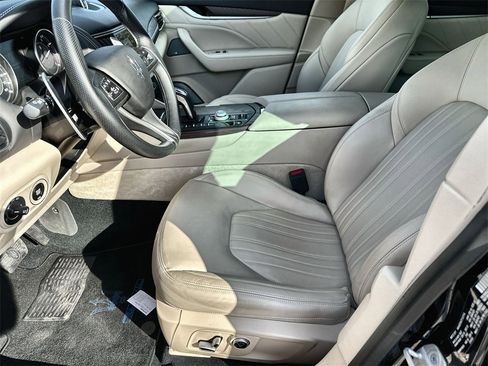 Used 2023 Maserati Levante Modena image 24