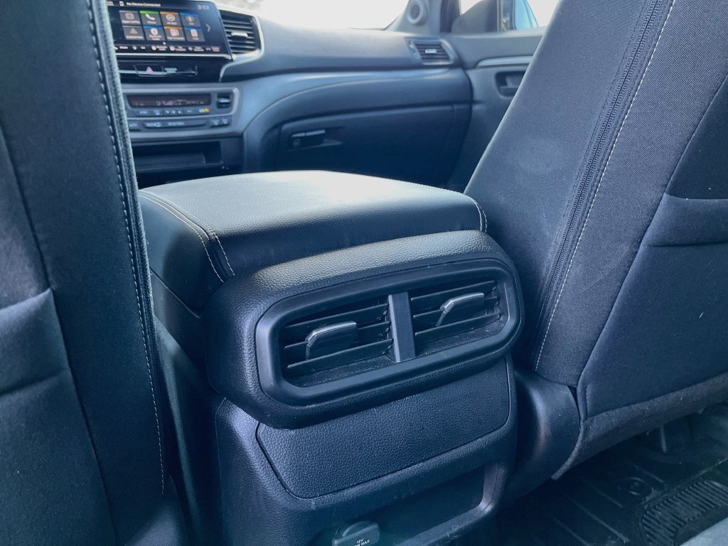 Used 2025 Honda Ridgeline Sport image 23