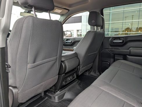 Used 2021 Chevrolet Silverado 1500 LT AWD/4WD image 19