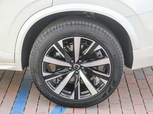 Certified 2025 Volvo XC90 B6 Core w/ Climate Package image 7