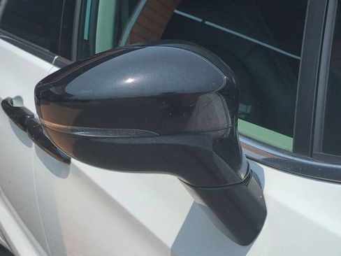 Used 2024 Chrysler Pacifica Touring-L FWD image 12
