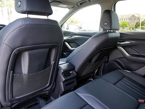 New 2025 Audi Q6 e-tron Premium image 22