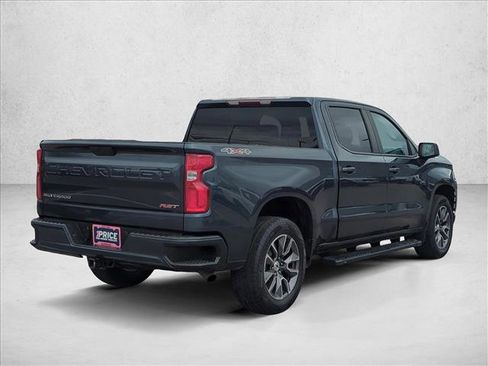 Used 2020 Chevrolet Silverado 1500 RST w/ RST Value Package AWD/4WD image 6