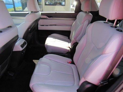 Used 2020 Hyundai Palisade SEL w/ Premium Package AWD/4WD image 19