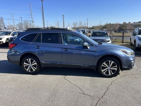 Used 2018 Subaru Outback 2.5i Limited image 8