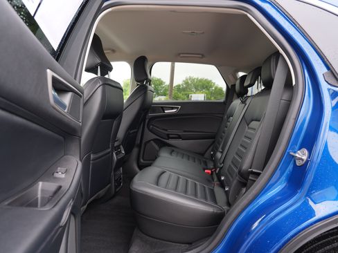Used 2023 Ford Edge SEL w/ Convenience Package AWD/4WD image 20