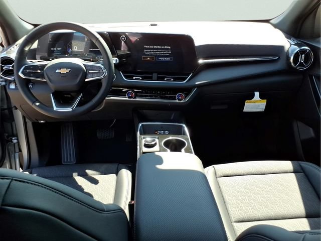 New 2026 Chevrolet Equinox LT w/ Convenience Package II AWD/4WD image 11
