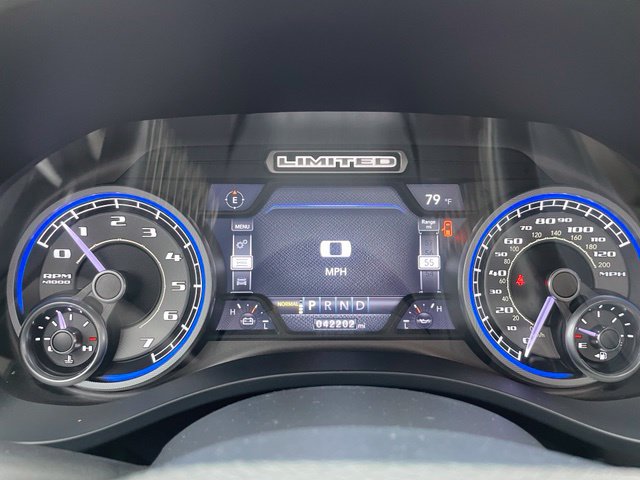 Used 2022 RAM 1500 Limited AWD/4WD image 17