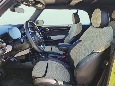 Used 2022 MINI Cooper S w/ Signature Upholstery Package image 11