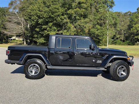 Used 2020 Jeep Gladiator Overland image 41