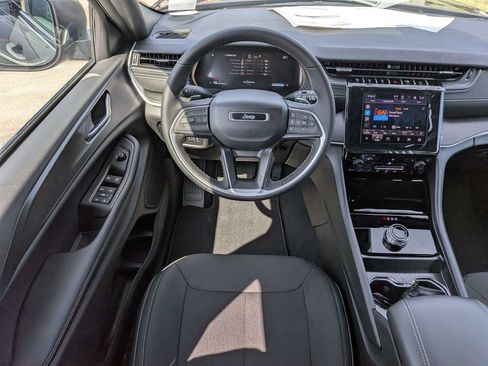 New 2026 Jeep Grand Cherokee Laredo X RWD image 17
