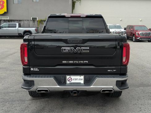 Used 2022 GMC Sierra 1500 SLT AWD/4WD image 5
