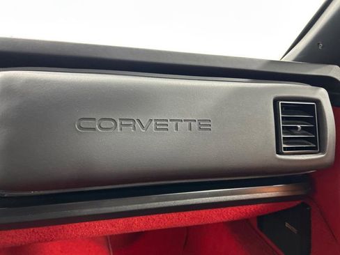 Used 1989 Chevrolet Corvette Convertible image 20