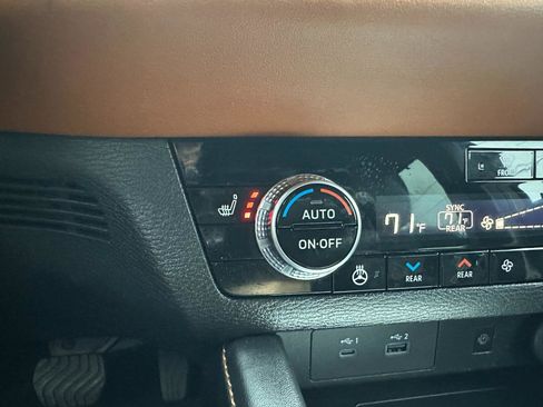 Used 2022 Mitsubishi Outlander SEL AWD/4WD image 58