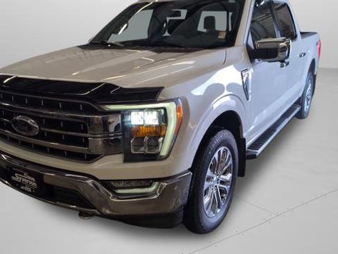 Used 2023 Ford F150 Lariat w/ Trailer Tow Package image 32