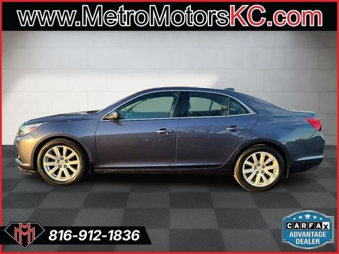 Used 2015 Chevrolet Malibu LT FWD image 2