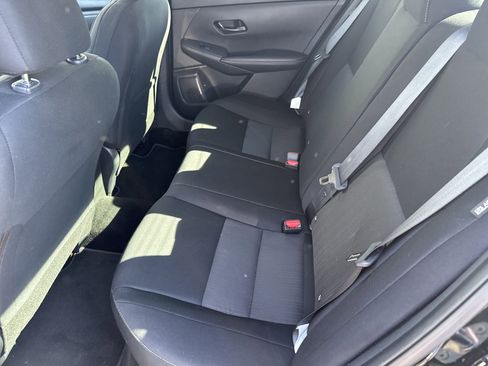 Used 2025 Nissan Sentra SV w/ All-Weather Package FWD image 11
