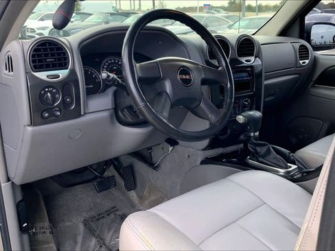 Used 2007 GMC Envoy SLE image 15