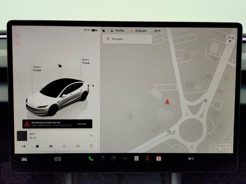 Used 2025 Tesla Model 3 Long Range RWD image 22