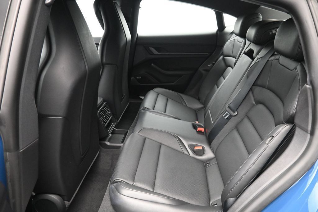 Certified 2025 Porsche Taycan RWD image 7