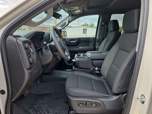 New 2026 Chevrolet Silverado 1500 Custom Trail Boss AWD/4WD image 15