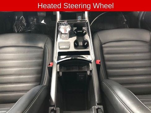 Certified 2019 Ford Edge SEL w/ Equipment Group 201A AWD/4WD image 10