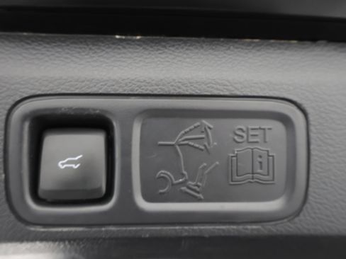Used 2023 Ford Expedition Max Limited AWD/4WD image 34