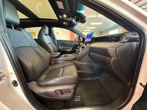 Certified 2024 Toyota Venza Limited AWD/4WD image 16