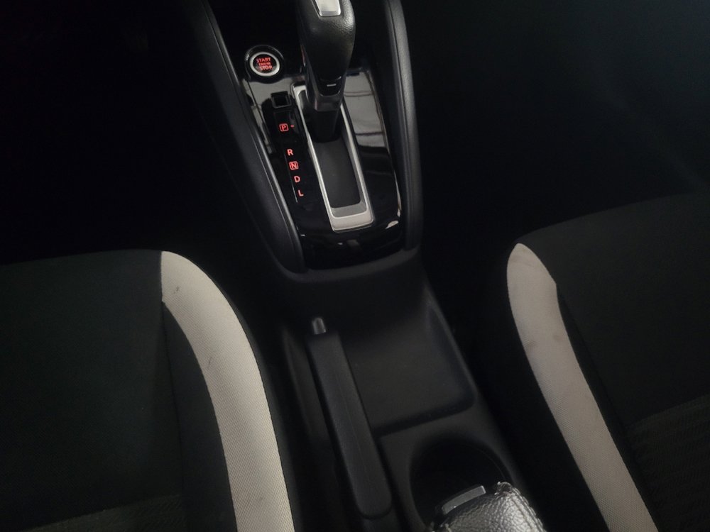 Used 2020 Nissan Versa SV w/ Trunk Package FWD image 26