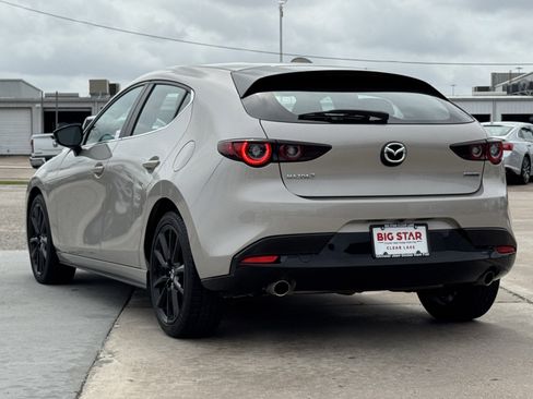 Used 2024 MAZDA MAZDA3 s image 8
