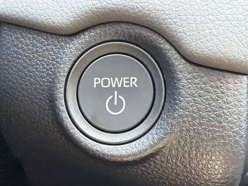 New 2026 Toyota RAV4 SE w/ Convenience Package AWD/4WD image 36