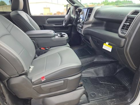 New 2026 RAM 5500 Tradesman AWD/4WD image 7