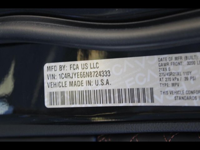 Used 2022 Jeep Grand Cherokee Summit AWD/4WD image 27