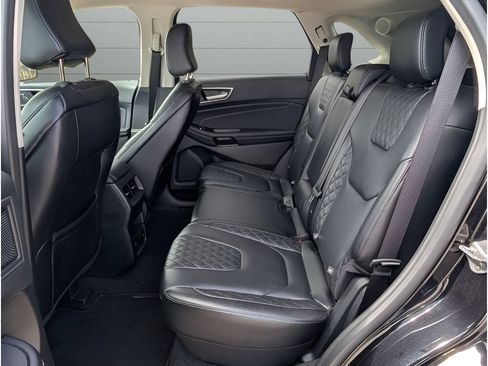 Used 2024 Ford Edge Titanium AWD/4WD image 27
