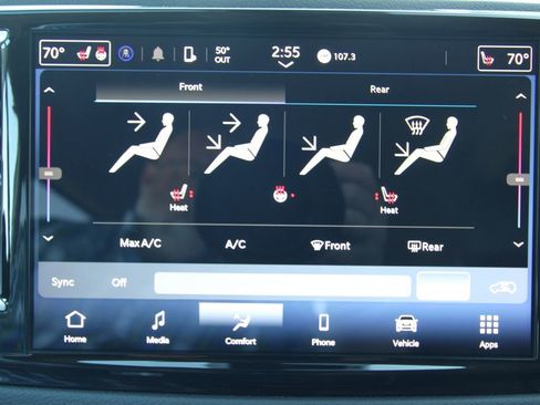 Used 2024 Chrysler Pacifica Touring-L FWD image 13