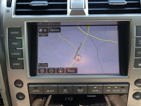 Used 2019 Lexus GX 460 Premium w/ Premium Package AWD/4WD image 12