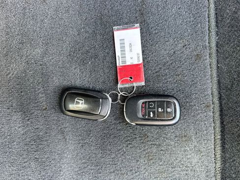 Used 2022 Honda Civic Touring image 36