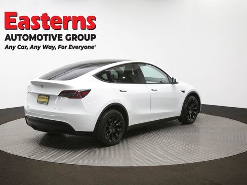 Used 2023 Tesla Model Y Long Range image 38