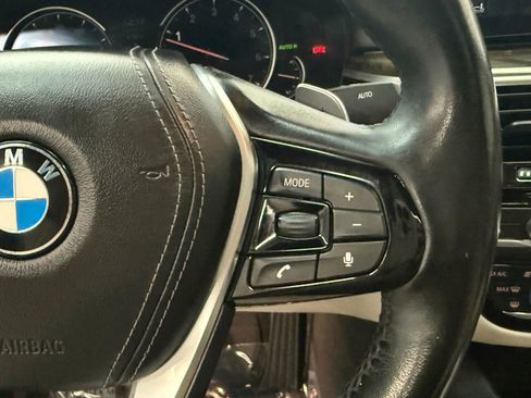 Used 2018 BMW 530i w/ Luxury Seating Package image 27