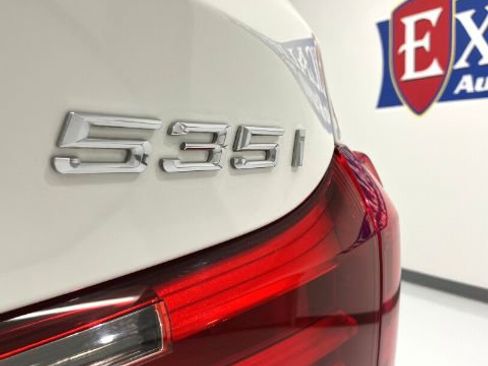 Used 2014 BMW 535i Gran Turismo image 14