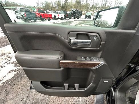 Used 2020 GMC Sierra 1500 Elevation image 10